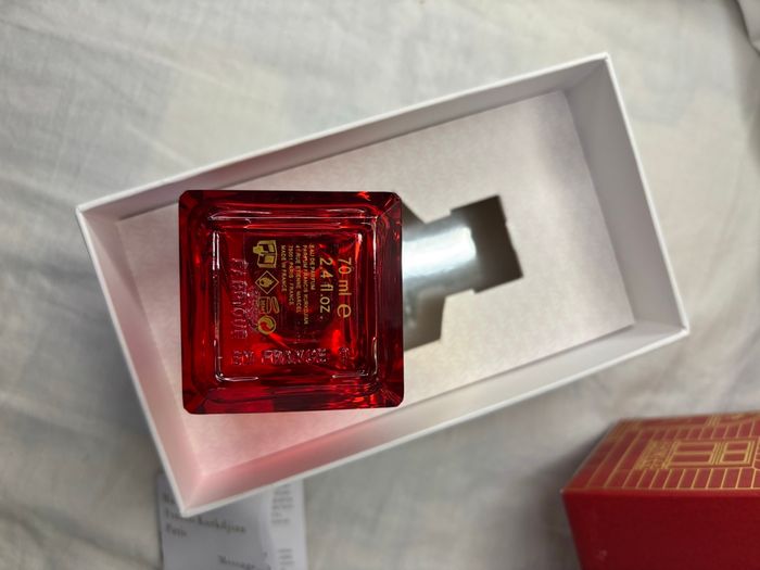 Extrait de parfums baccarat 540 - photo numéro 5