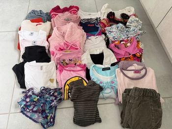 Lot vêtements fille 