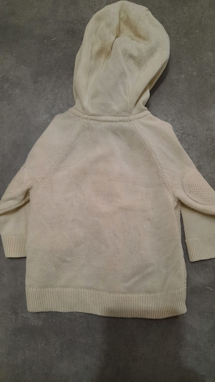 Jolie gilet 3 mois - photo numéro 3