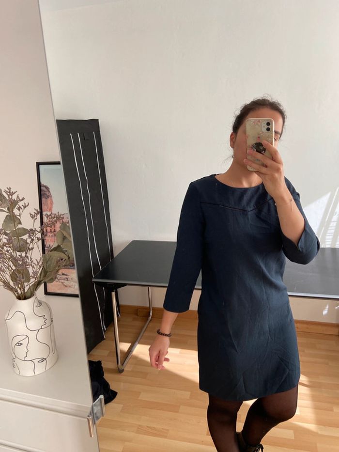 Robe droite bleu marine / Taille 40 - photo numéro 5