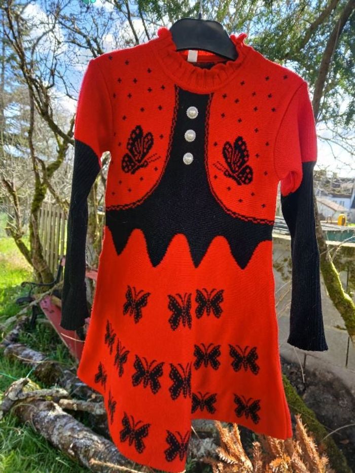 Robe papillon noir