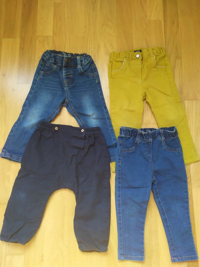 Lot 4 pantalons