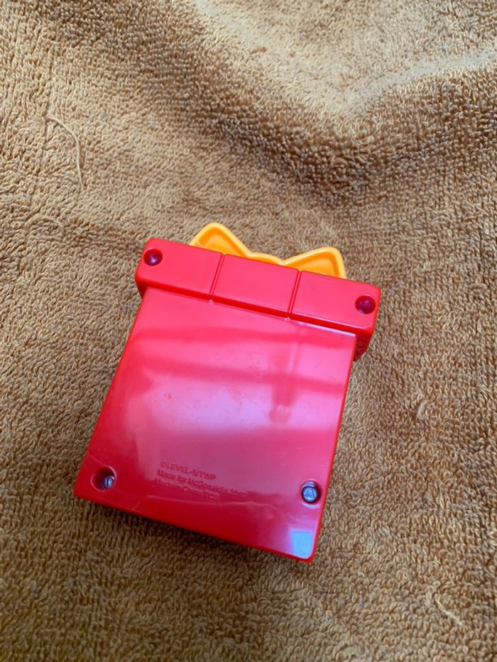 Jeu jouet YokaïWatch 2 Mc Donald’s happy meal menu enfant  Chat rouge Jibanyan Fandom Chat blanc - photo numéro 2