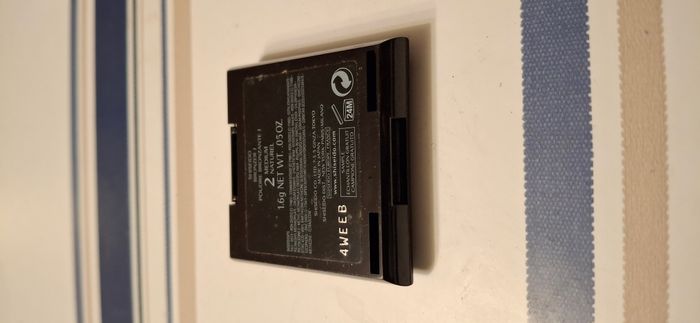 Poudre bronzante J Medium Shiseido, 1,6g - photo numéro 2