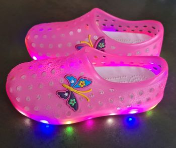 Sandales de plage T. 27