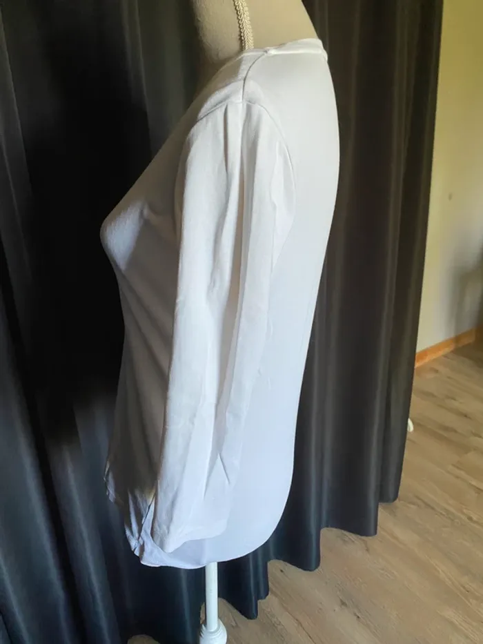 T-shirt blanc Uniqlo manches trois quarts - photo numéro 4