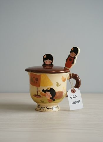 Tasse céramique avec couvercle et cuillère