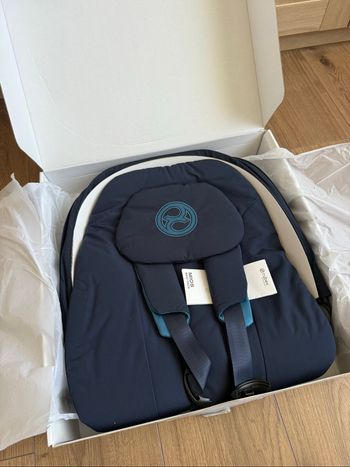 Assise  mios 3 cybex nautical blue jamais utilisé
