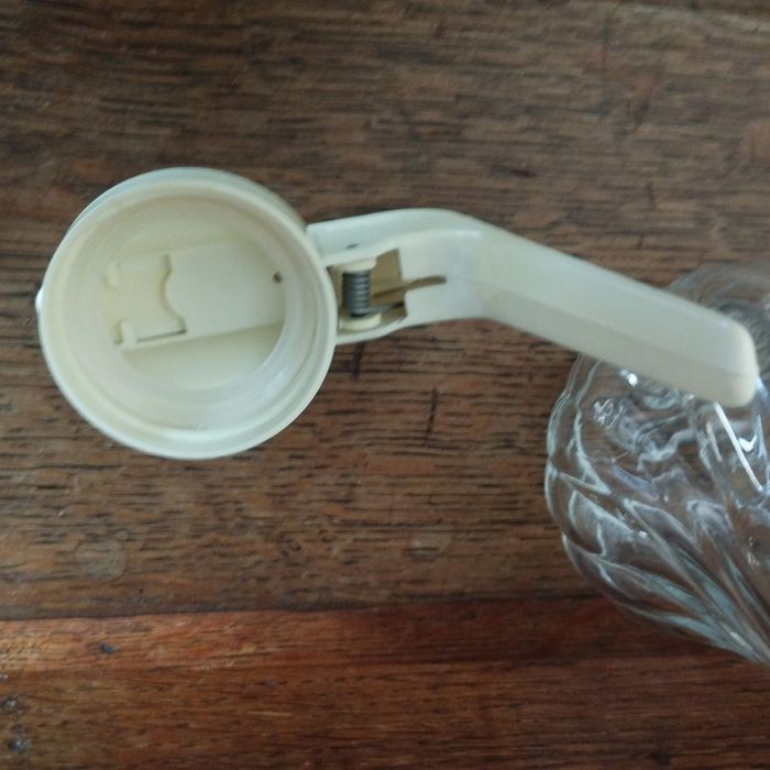 Pichet verseur - photo numéro 8