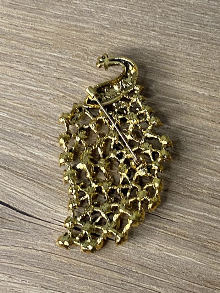 Broche paon strass multicolore - photo numéro 4