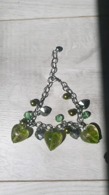 Bracelet cœurs verts