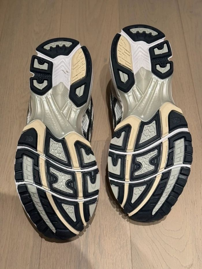 Asics Gel NYC Kayano 14 Taille 42.5 - photo numéro 5