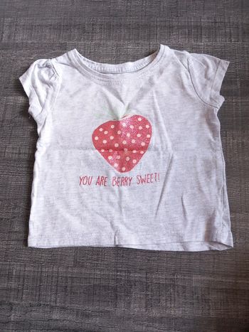 T-shirt taille 80cm 9/12mois