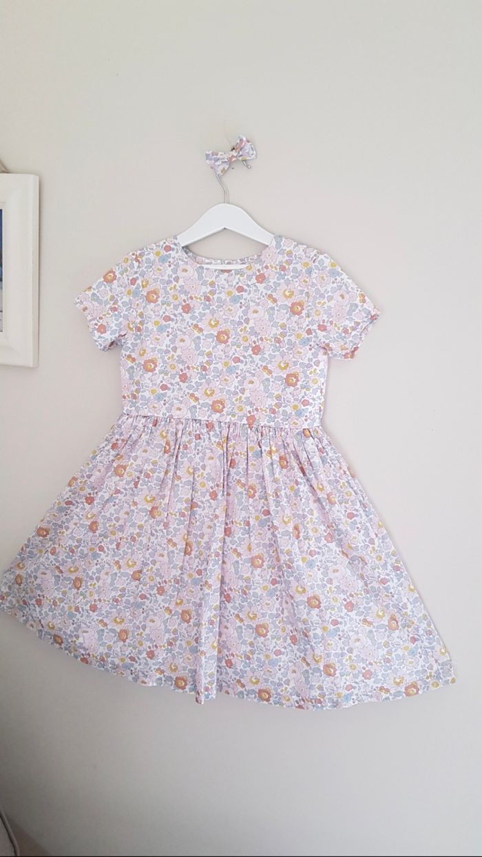 Robe Liberty taille 8 ans 🪷 - photo numéro 2