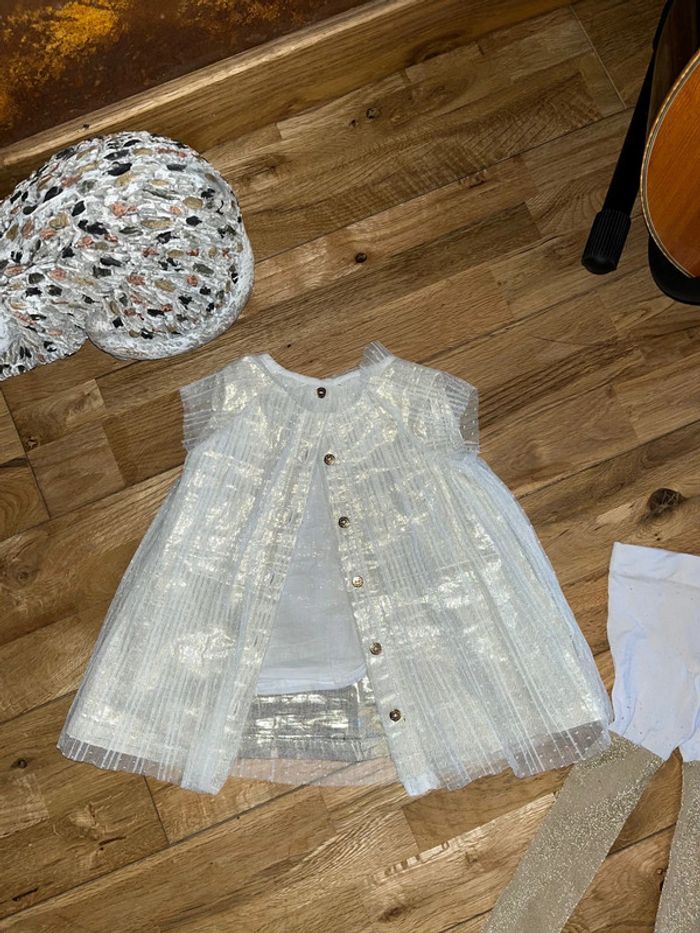 Jolie robe de fête dorée +bas sergent major très bon état 9mois/71cm - photo numéro 3