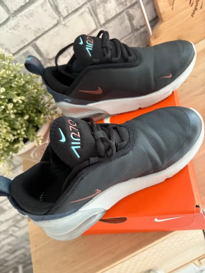 Basket Nike air max 270 T 33 enfant noel cadeau idée - photo numéro 4