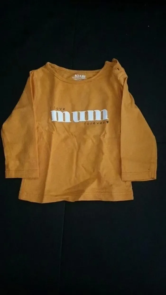 T-shirt
