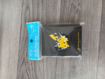 🐭 64 Sleeves Pikachu - Pokemon - scellee