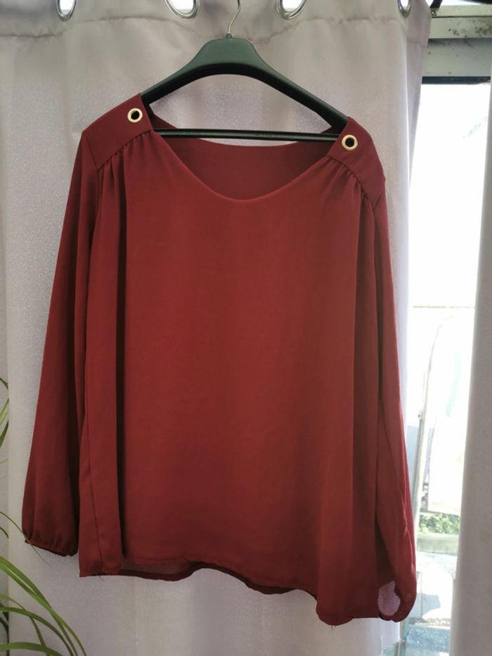 Blouse originale en 40 bordeaux oeillets - photo numéro 6