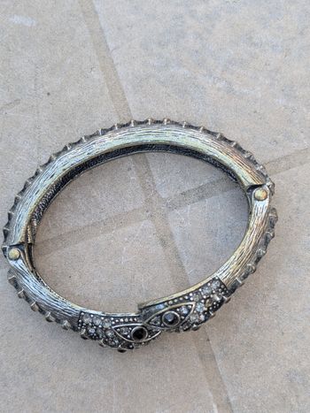 Bracelet