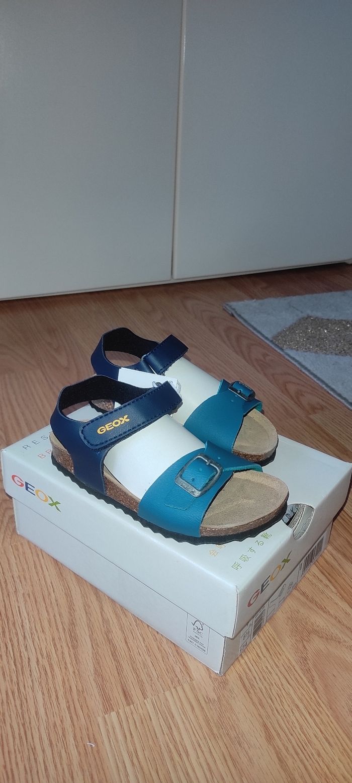 Sandales/ chaussures été garçon cuir geox taille 24