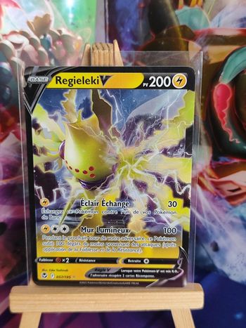 Regieleki-v ultra rare 57/195 tempête argentée