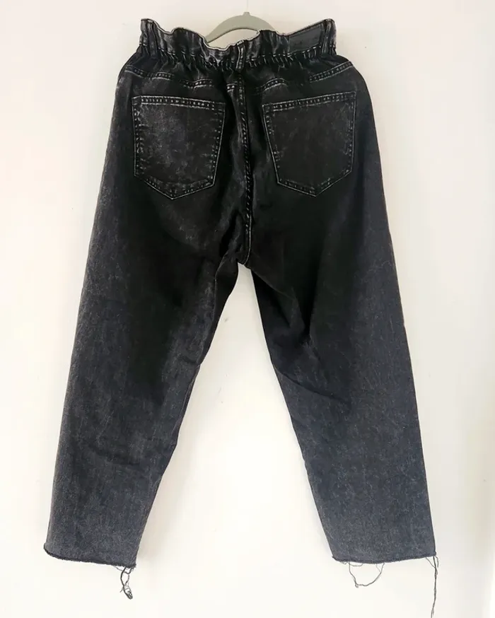🖤 Jean noir effet délavé bershka – Taille 42 🖤 - photo numéro 2