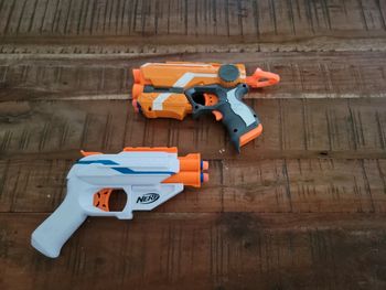Lot de 2 pistolets nerf