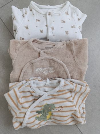 Lot 16 pyjamas velours dont 3 coton - 6 mois