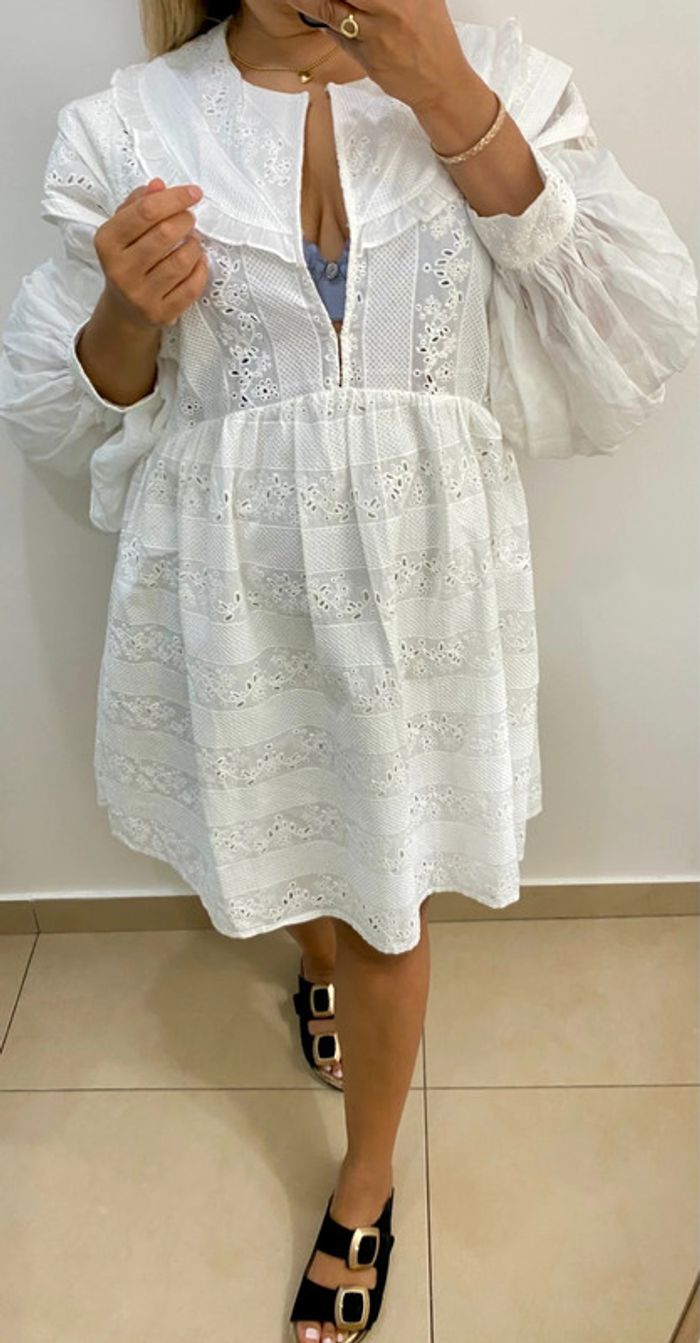 Robe Russa Blanche Brodée Claudie Pierlot Taille 42 - photo numéro 5