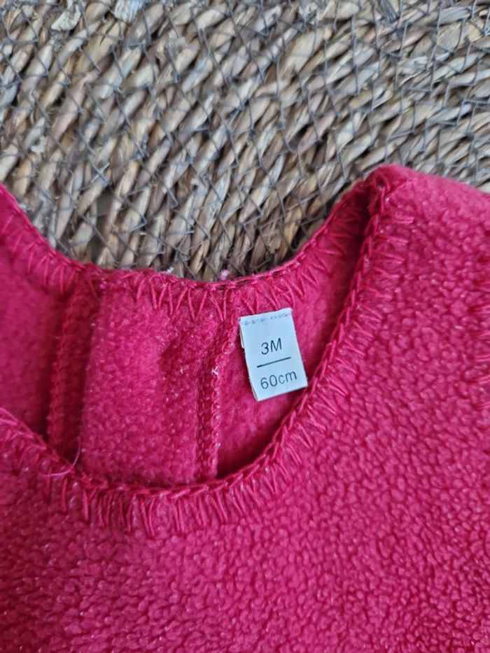 Jolie robe avec fée dessus taille 3 mois - photo numéro 4