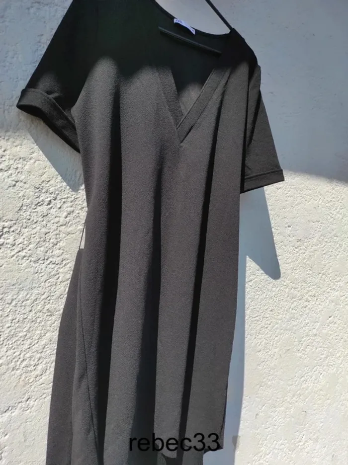 Robe noir Zara avec ceinture amovible - photo numéro 2