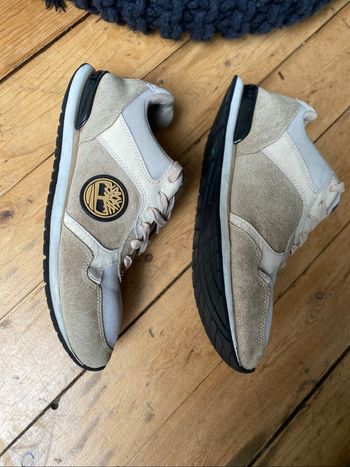 Baskets beiges cuir et tissu 41 Timberland