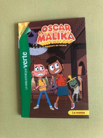 Livre oscar & malika bibliothèque verte 8-10ans