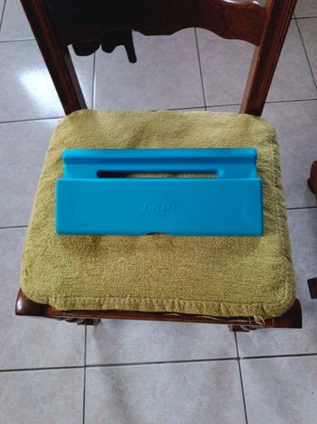 Support de tablette bleu