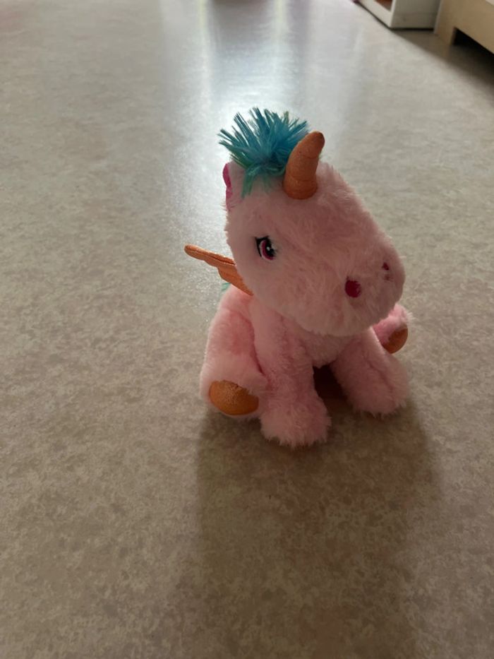 Peluche licorne