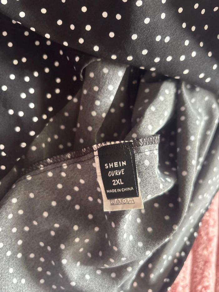 Robe épaule dénudé - photo numéro 3
