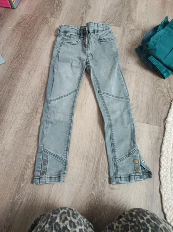 Jean tape à l'oeil