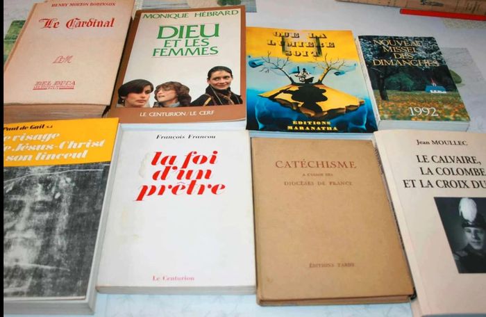 lot  livres religieux
