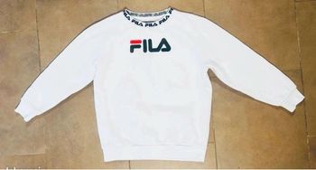 Sweat Fila taille 12/13 ans