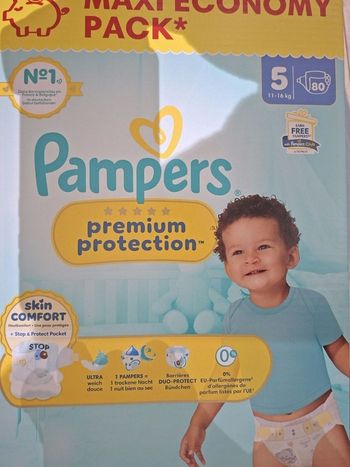 Couches pampers taille 5