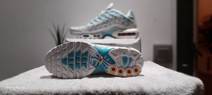 Nike Air plus Marseille - photo numéro 3