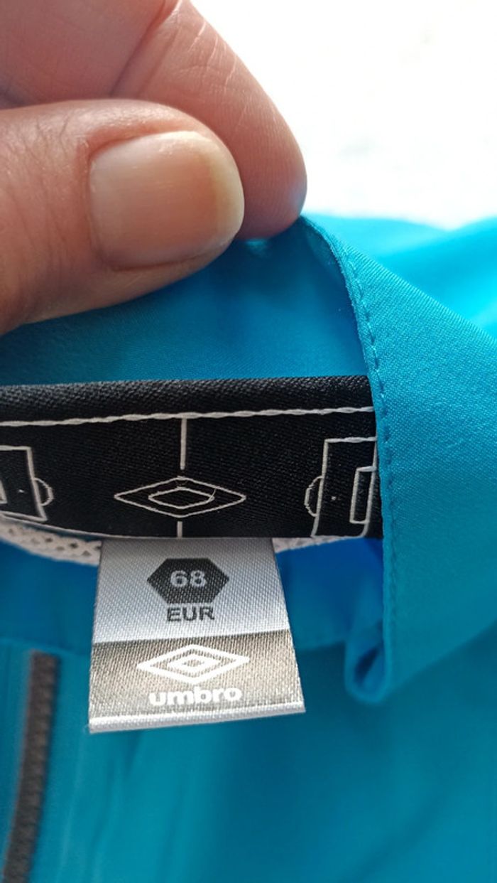 Survêtement umbro garçon 6 mois - photo numéro 2