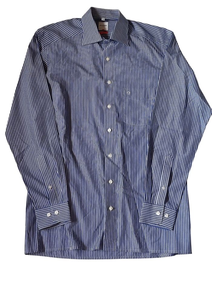 Chemise bleu à rayures