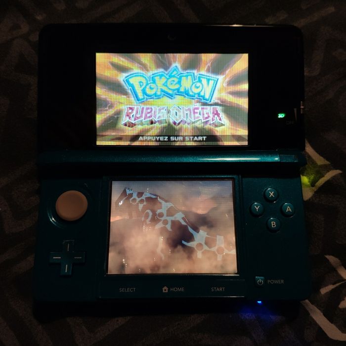 R4 pour jeux 3DS, avec Pokémon Sapphire Alpha, Rubis Omega, etc. - photo numéro 3