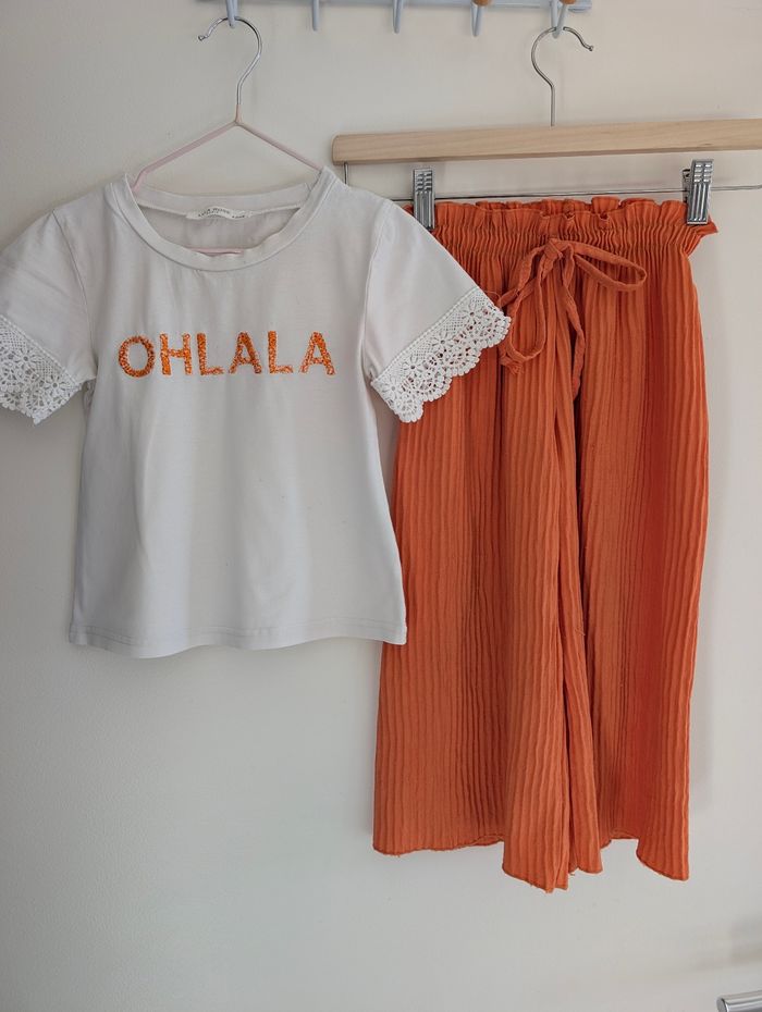 Ensemble tee-shirt manches courtes et pantalon fluide blanc et orange lila rose 4 ans