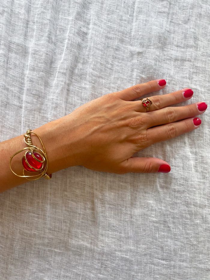 Bague doré et pierre rouge fait main - photo numéro 9