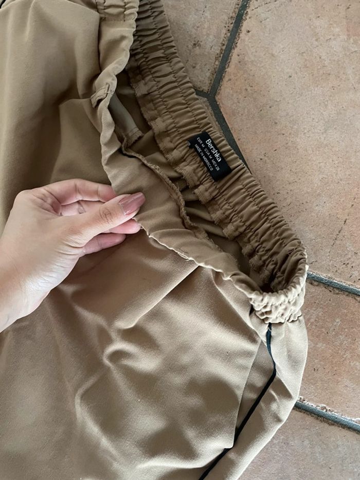 Pantalon bershka M beige - photo numéro 2