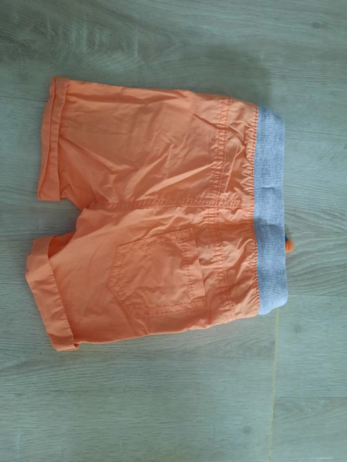 Short gemo 12 mois neuf - photo numéro 3