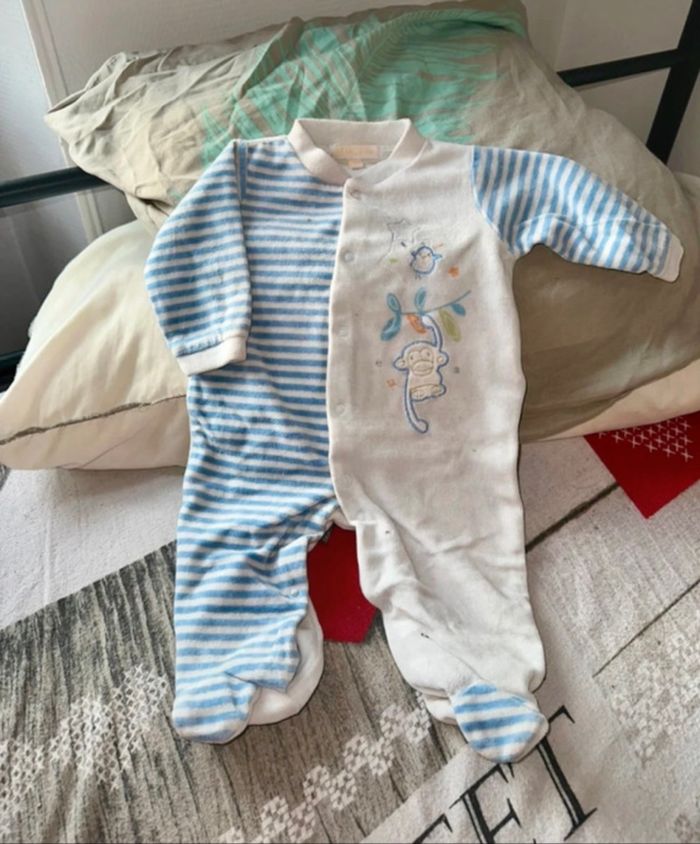 Pyjama bb garçon taille 3 mois🐼